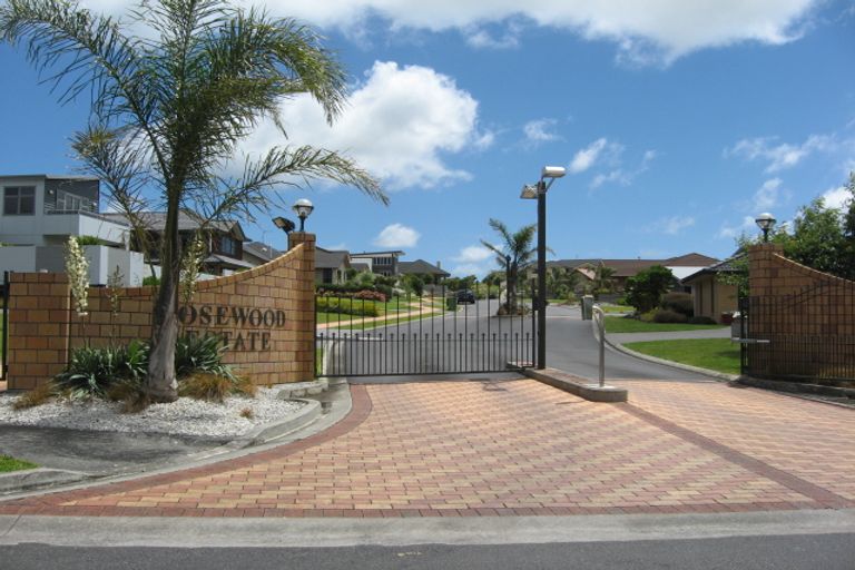 Photo of property in 237 Wellington Street, Pukekohe, 2120