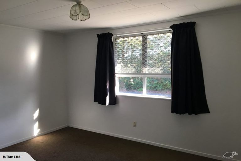 Photo of property in 1/69 Florence Avenue, Orewa, 0931