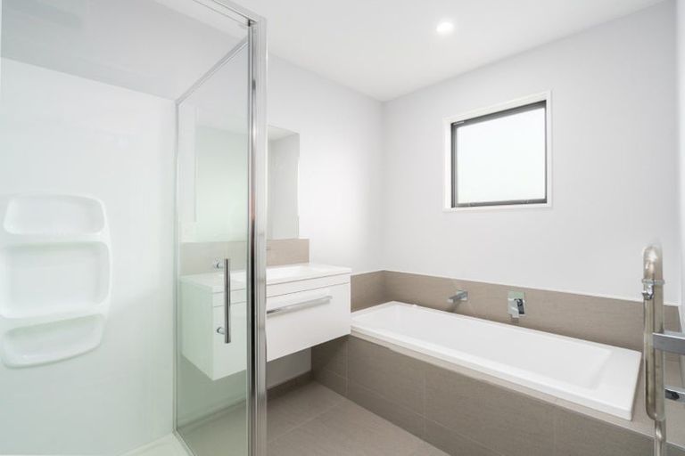 Photo of property in 79 Faringdon Boulevard, Rolleston, 7615