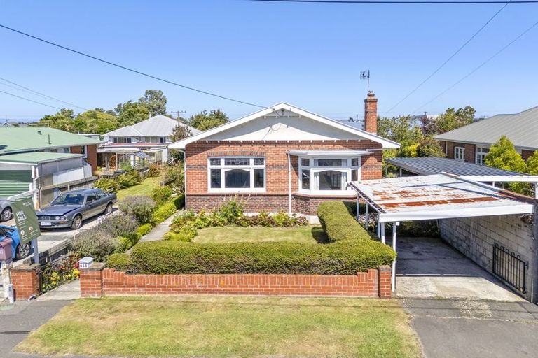 Photo of property in 263 Oxford Street, South Dunedin, Dunedin, 9012
