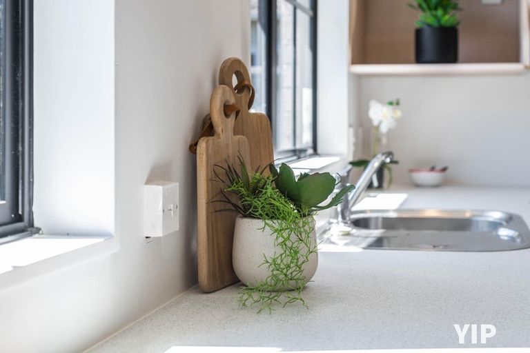 Photo of property in 2/10 Pohutukawa Street, Woburn, Lower Hutt, 5010