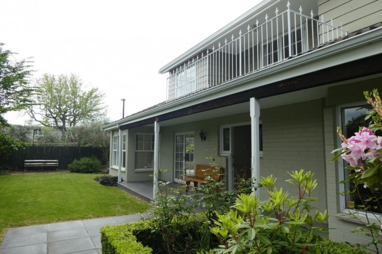 Photo of property in 2/198 Clyde Road, Burnside, Christchurch, 8053