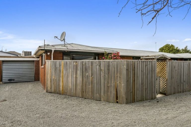 Photo of property in 2/36 Sabina Street, Shirley, Christchurch, 8013