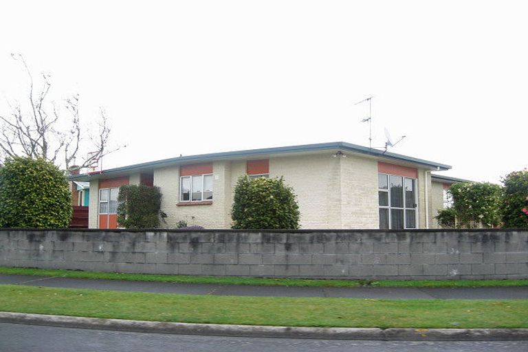 Photo of property in 14 Clifton Drive, Waitara, 4320