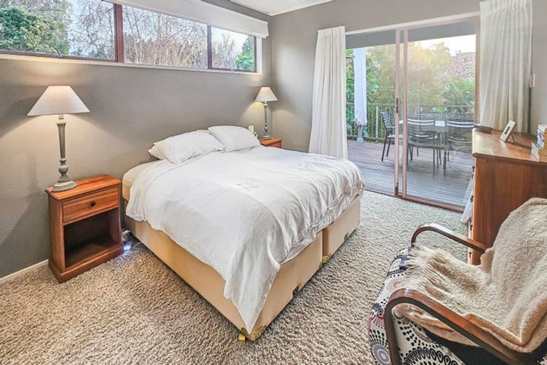 Photo of property in 111 Thompson Road, Bluff Hill, Napier, 4110