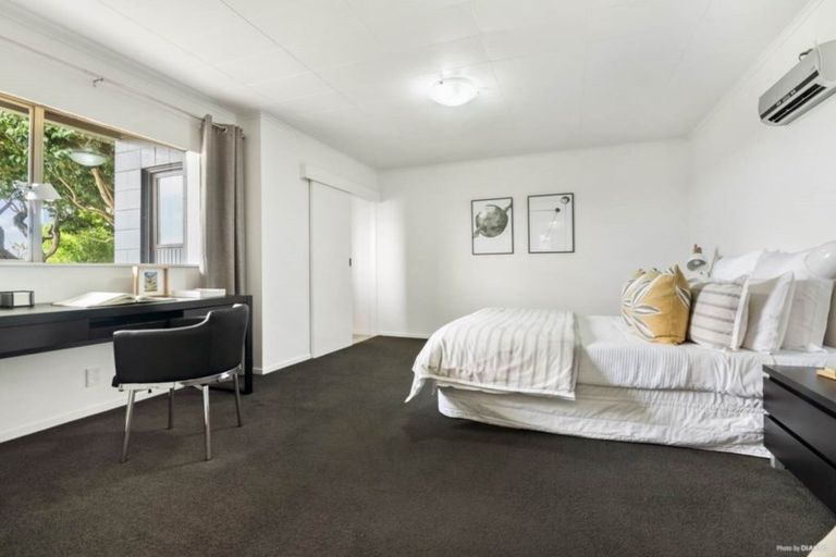 Photo of property in 1/11 Lynngate Place, Hillcrest, Auckland, 0627