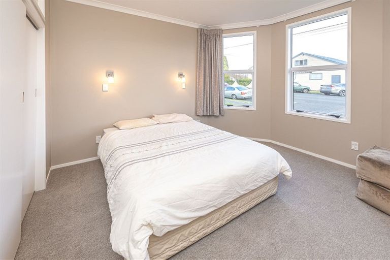 Photo of property in 12 George Street, Aramoho, Whanganui, 4500