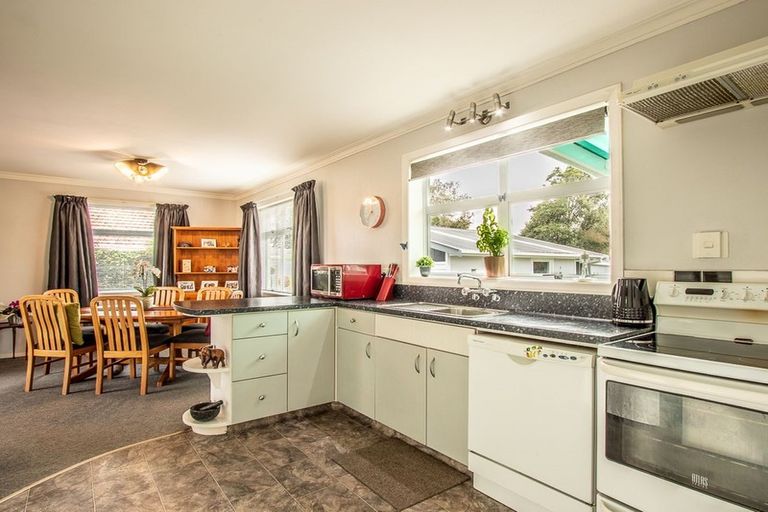 Photo of property in 174 Queen Street West, Levin, 5510