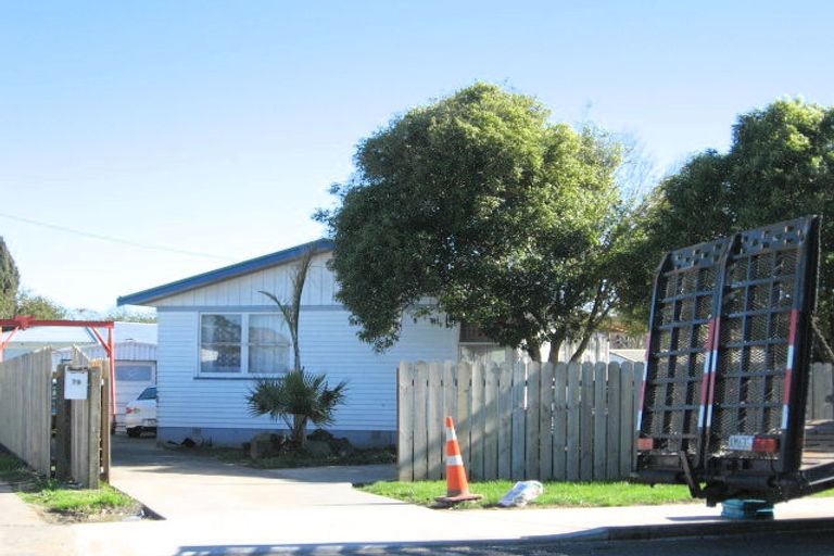 Photo of property in 77 Dominion Road, Papakura, 2110
