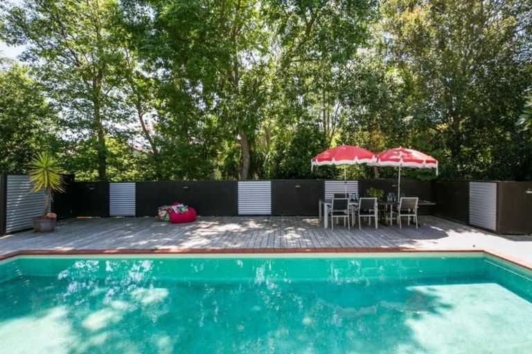 Photo of property in 46 Muritai Crescent, Havelock North, 4130