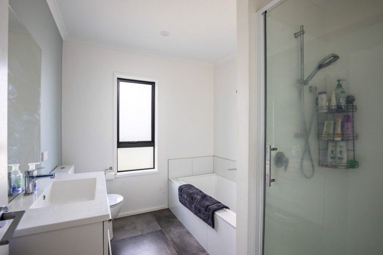 Photo of property in 119 Banks Street, Marfell, New Plymouth, 4310