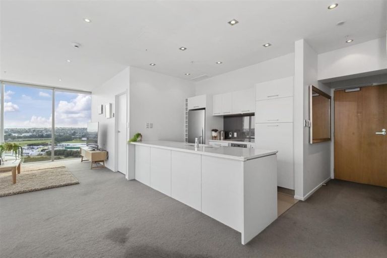 Photo of property in Sentinel Apartments, 1503/3 Northcroft Street, Takapuna, Auckland, 0622