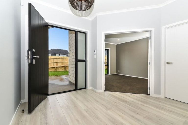 Photo of property in 31 Kapua Crescent, Rototuna North, Hamilton, 3210