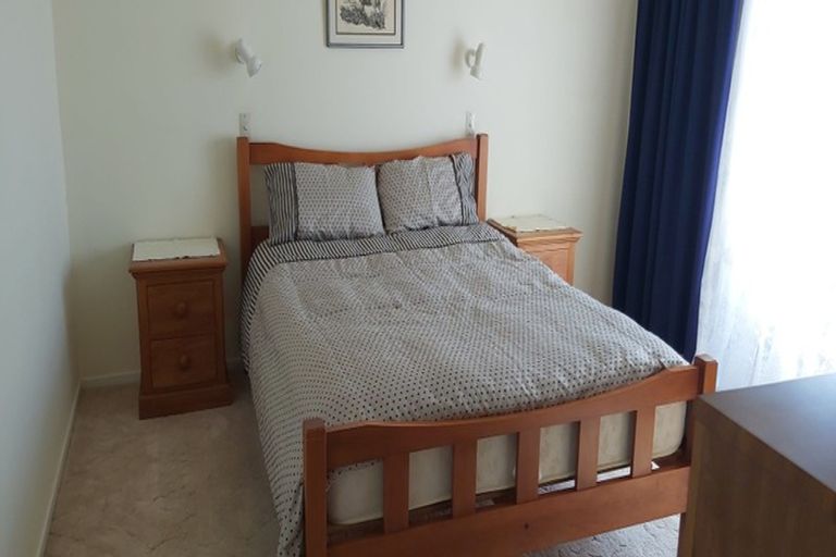 Photo of property in 15 Roskilda Crescent, Taradale, Napier, 4112