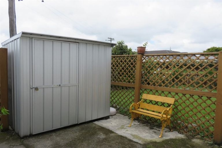 Photo of property in 70 Mckenzie Street, Geraldine, 7930