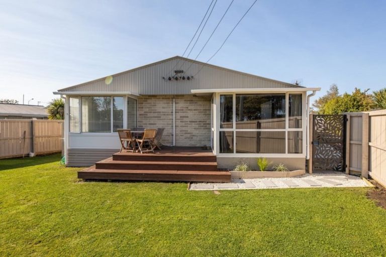 Photo of property in 1/34 Edward Avenue, Edgeware, Christchurch, 8013