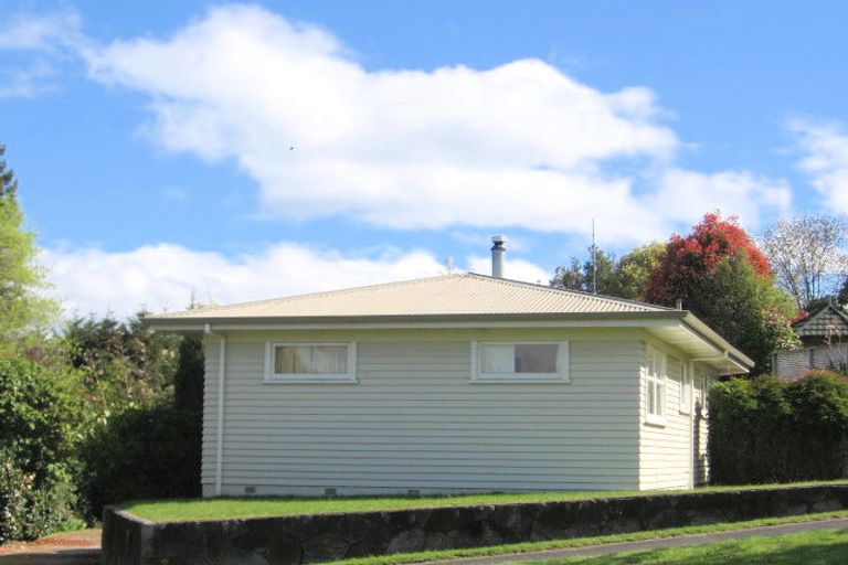 Photo of property in 18 Birch Street, Hilltop, Taupo, 3330