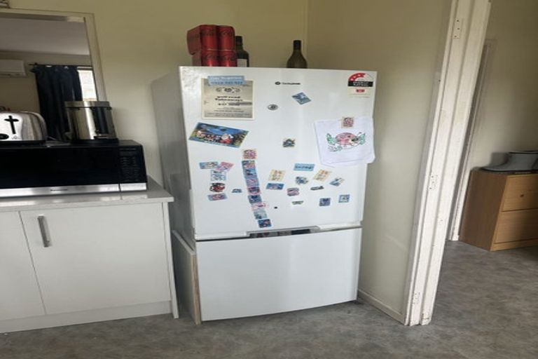 Photo of property in 3/81 Seabrook Avenue, New Lynn, Auckland, 0600