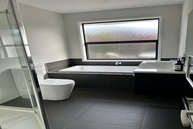 Photo of property in 48 Packard Crescent, Halswell, Christchurch, 8025