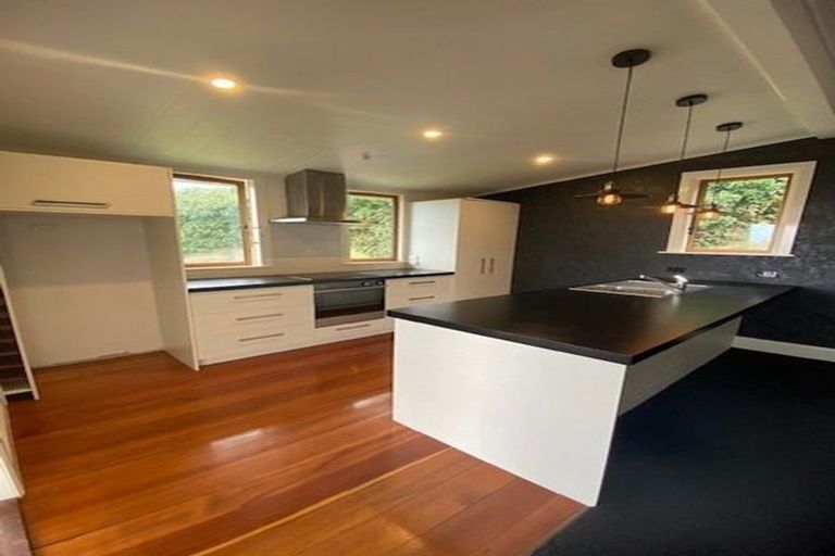 Photo of property in 38 Cameron Road, Bluff Hill, Napier, 4110