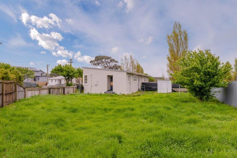 Photo of property in 9 Bray Street, Woolston, Christchurch, 8062