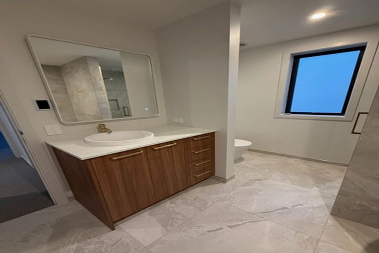 Photo of property in 31 Packer Road, Wanaka, 9382