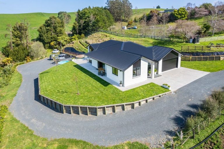Photo of property in 183 Te Tahi Road, Puketotara, Te Awamutu, 3876