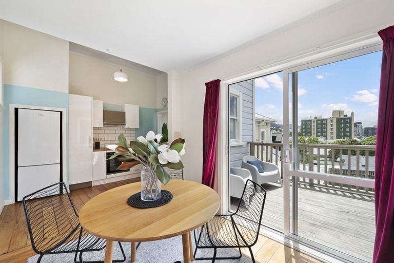 Photo of property in 29 Nairn Street, Mount Cook, Wellington, 6011