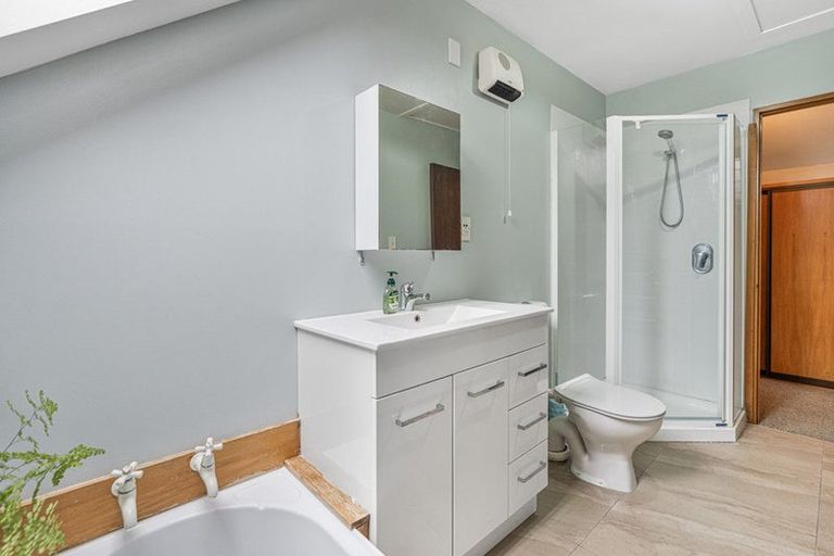 Photo of property in 2/9 Cherry Place, Casebrook, Christchurch, 8051