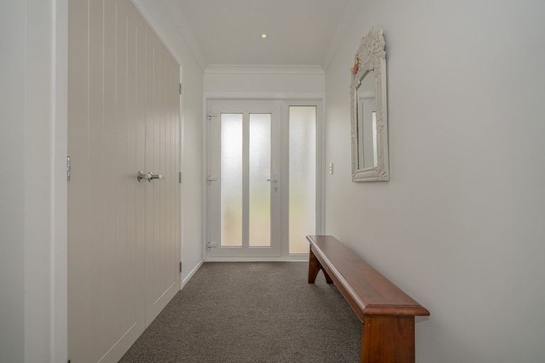 Photo of property in 73 Robinson Road, Whitianga, 3510