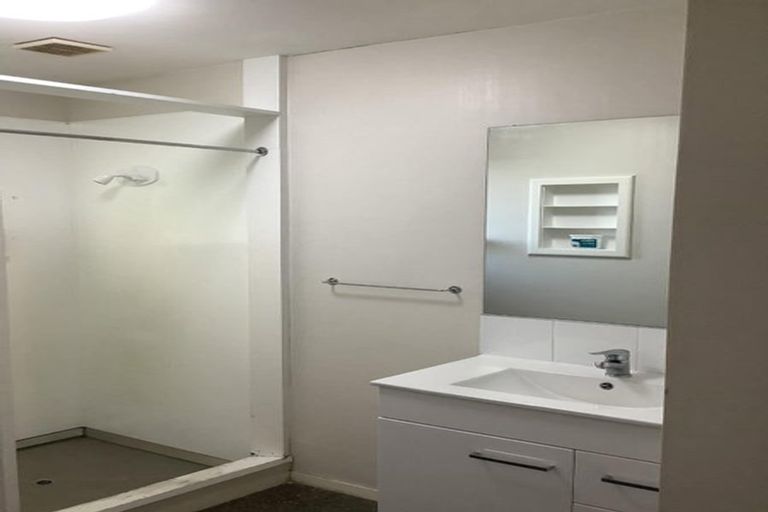 Photo of property in 4/573 Hereford Street, Linwood, Christchurch, 8011