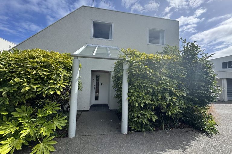 Photo of property in 59b Ilam Road, Upper Riccarton, Christchurch, 8041