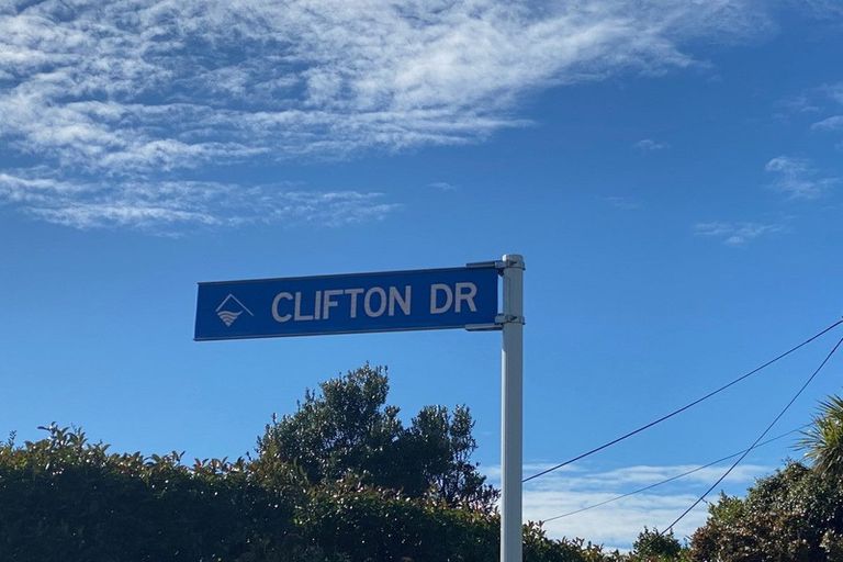 Photo of property in 8 Clifton Drive, Waitara, 4320