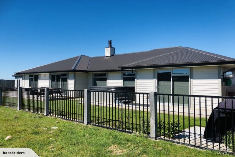 Photo of property in 11 Denton Street, Amberley, 7410