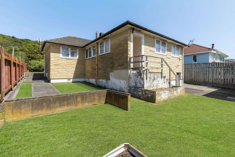 Photo of property in 34 Kotuku Street, Elsdon, Porirua, 5022