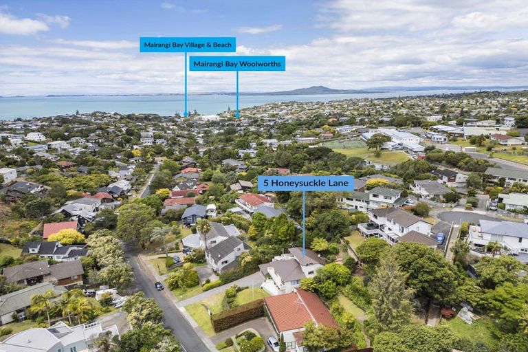 Photo of property in 5 Honeysuckle Lane, Mairangi Bay, Auckland, 0630