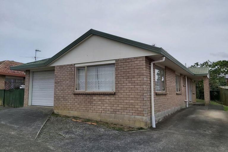 Photo of property in 28 Manston Road, Mangere, Auckland, 2022