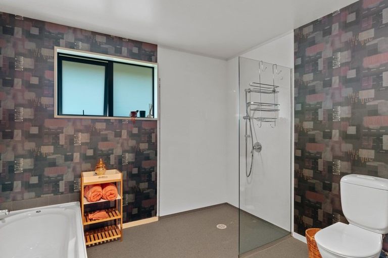 Photo of property in 42 Sunhaven Cove, Cromwell, 9310