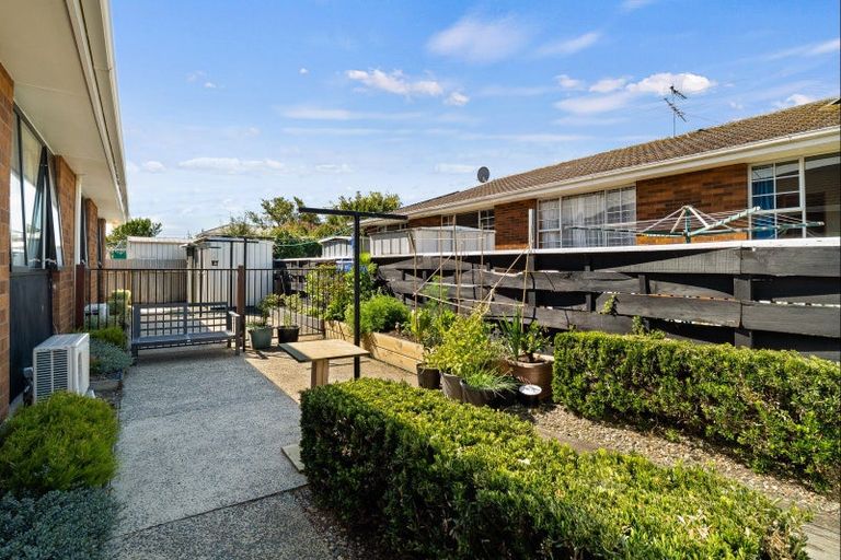 Photo of property in 17 Argyle Street, Mornington, Dunedin, 9011