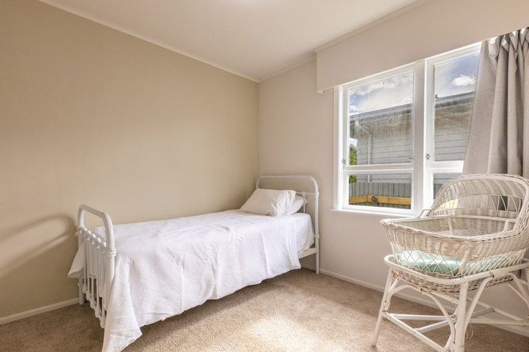 Photo of property in 10 Ireland Place, Pirimai, Napier, 4112