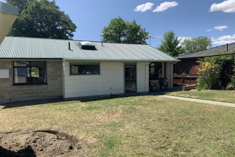 Photo of property in 18 Syndic Street, Cromwell, 9310