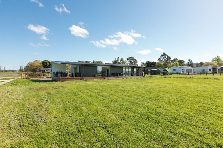 Photo of property in 20 White Road, Otane, 4202