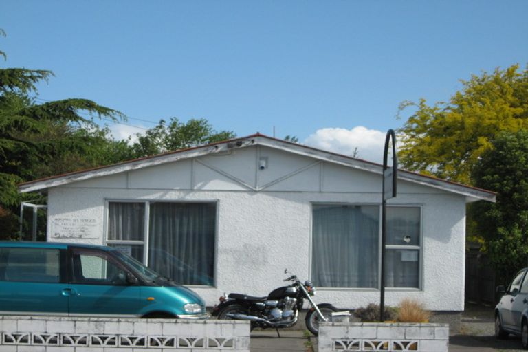 Photo of property in 1/96 Prestons Road, Redwood, Christchurch, 8051