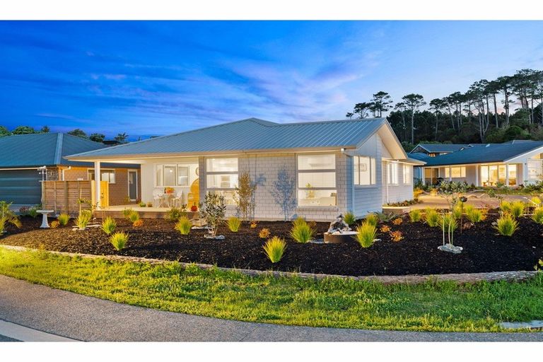 Photo of property in 9 Park Rise, Mangawhai Heads, Mangawhai, 0505
