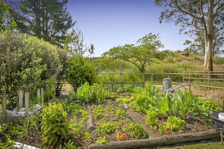 Photo of property in 325 Curraghs Road, Rolleston, Christchurch, 7676