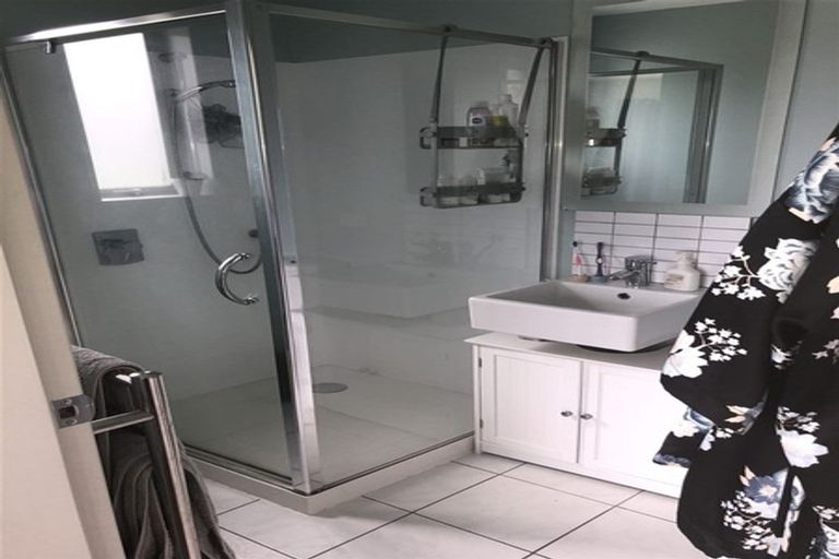 Photo of property in 1/46 Bracken Road, Paparangi, Wellington, 6037