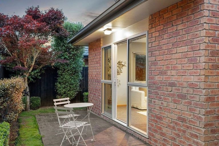 Photo of property in 29b Division Street, Riccarton, Christchurch, 8041