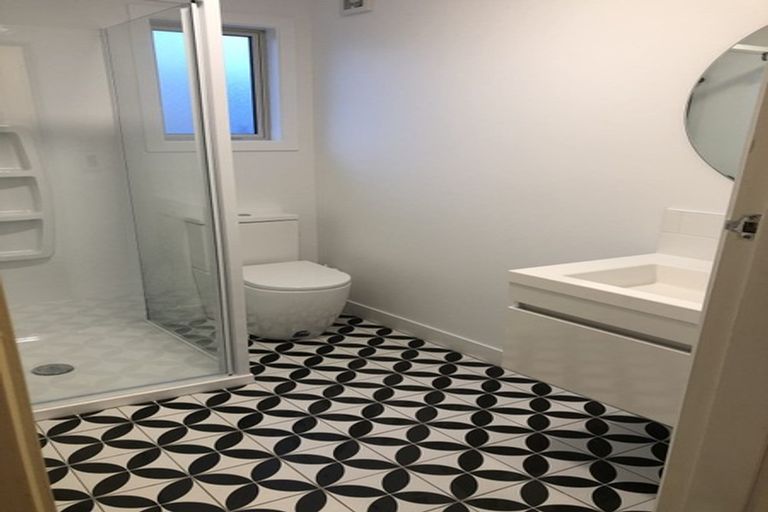 Photo of property in 2/38 Clare Road, St Albans, Christchurch, 8014