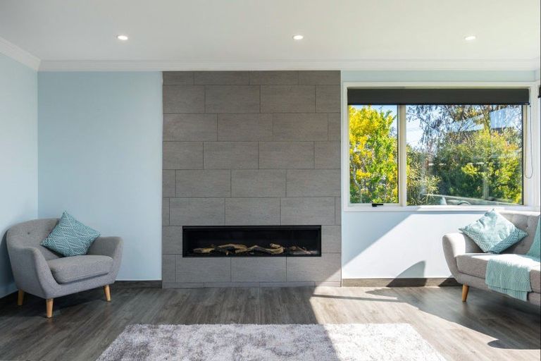 Photo of property in 11 Karina Crescent, Redwoodtown, Blenheim, 7201