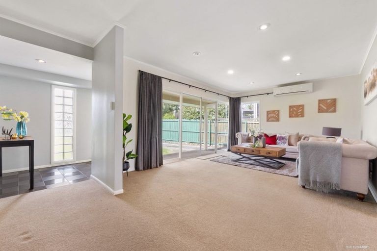 Photo of property in 9 Yacht Place, Bucklands Beach, Auckland, 2012